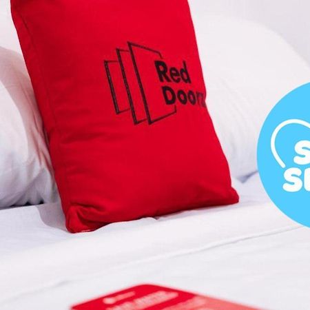 Reddoorz Plus Near Naia Expressway Pasay Ngoại thất bức ảnh