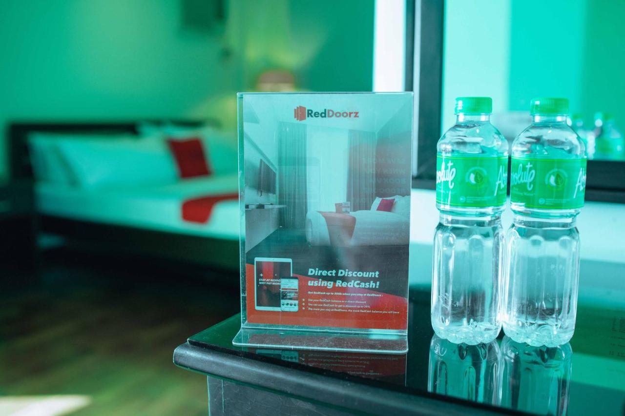 Reddoorz Plus Near Naia Expressway Pasay Ngoại thất bức ảnh